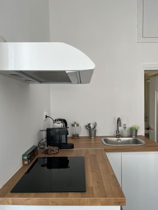 Cozy, Spacious, Newly Renovated Flat In Adamas Adamantas (Milos) Exterior foto