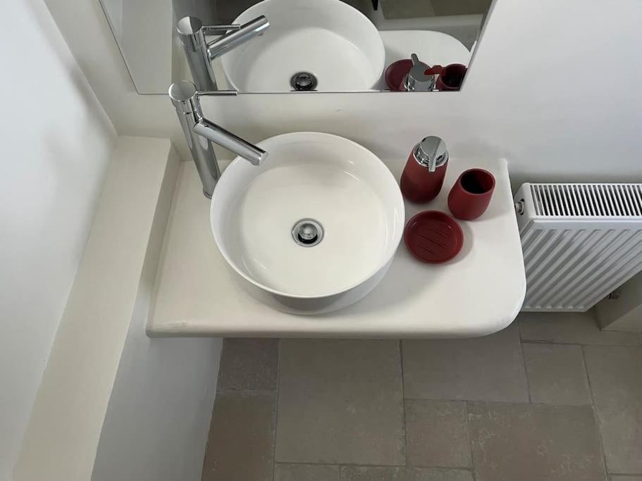 Cozy, Spacious, Newly Renovated Flat In Adamas Adamantas (Milos) Exterior foto